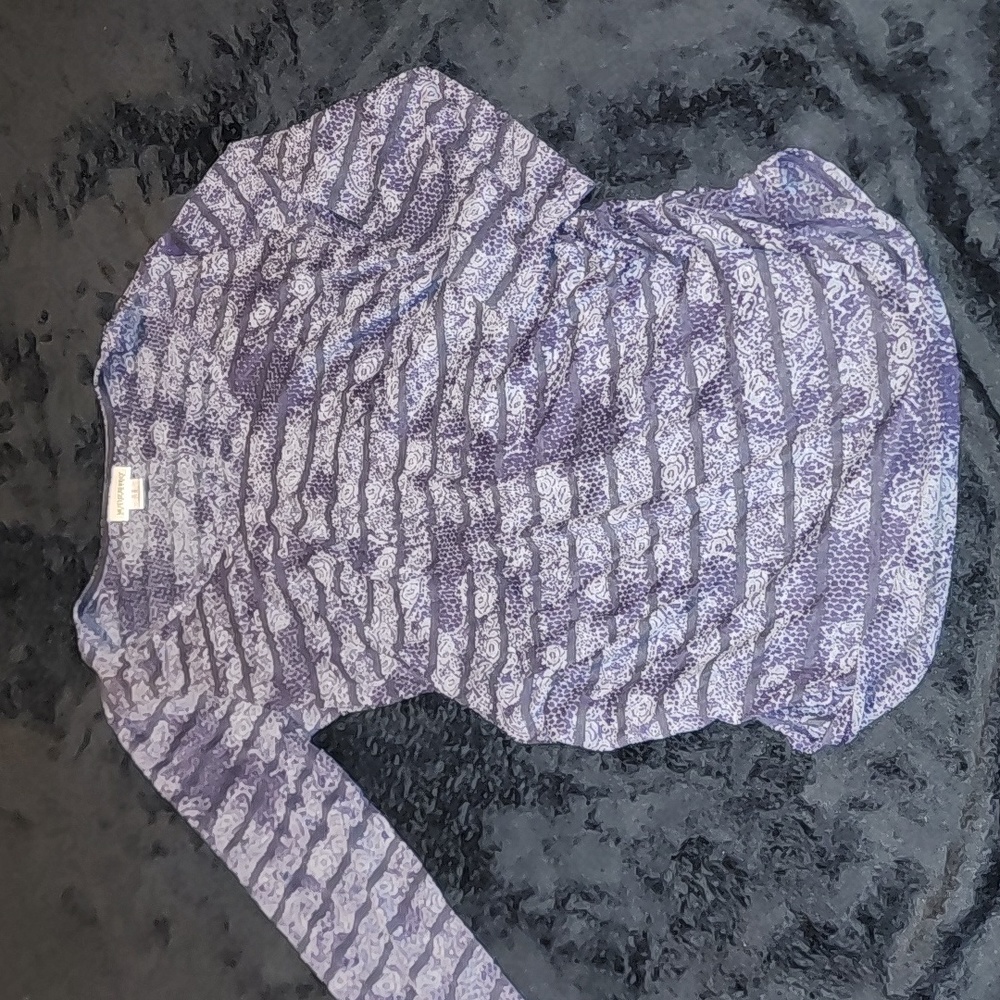 Motherhood Maternity sz M long sleeve